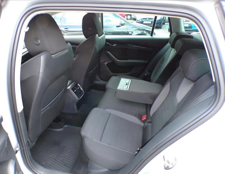 Škoda Octavia 18