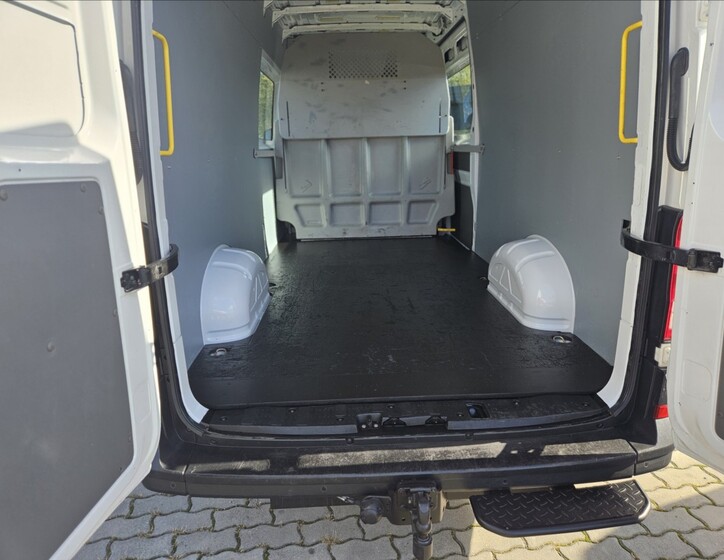 Volkswagen Crafter 14
