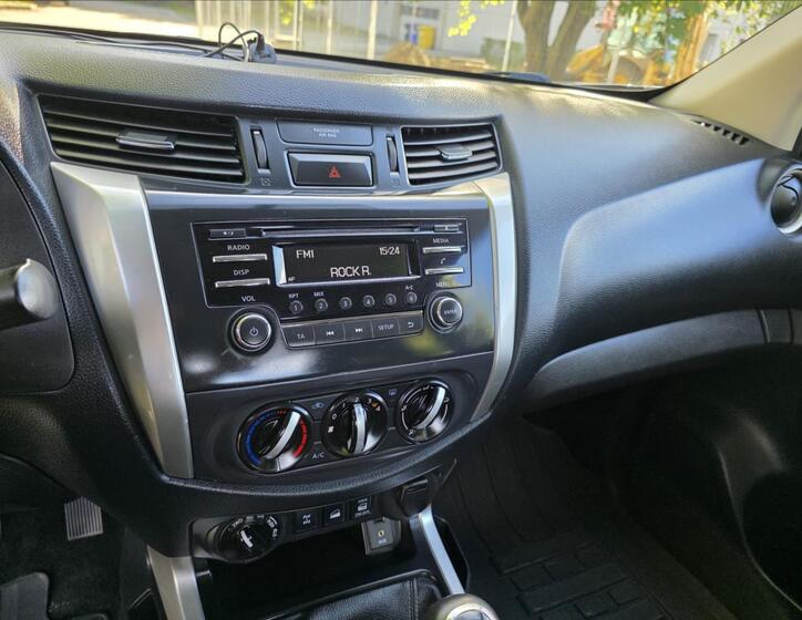 Nissan Navara 13