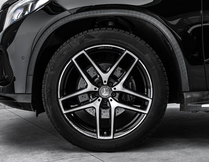Mercedes-Benz GLE 2