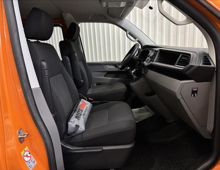 Volkswagen Transporter 26