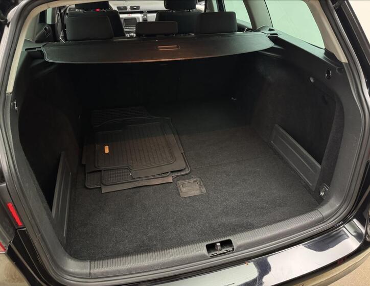 Volkswagen Passat 33