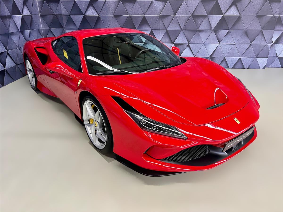 Ferrari F8