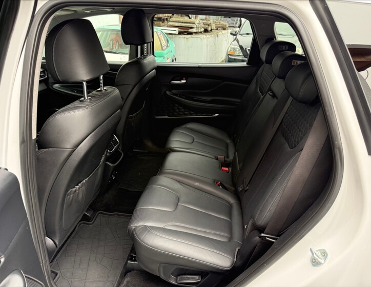 Hyundai Santa Fe 25