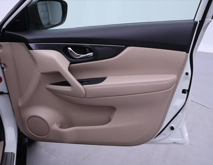 Nissan X-Trail 14