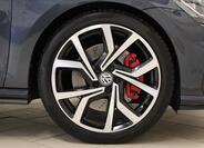 Volkswagen Golf 31
