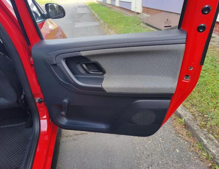 Škoda Roomster 18