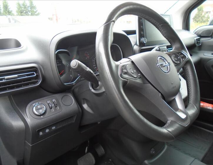 Opel Combo 21