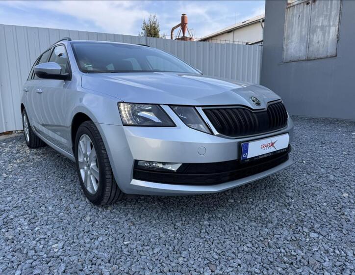 Škoda Octavia 1