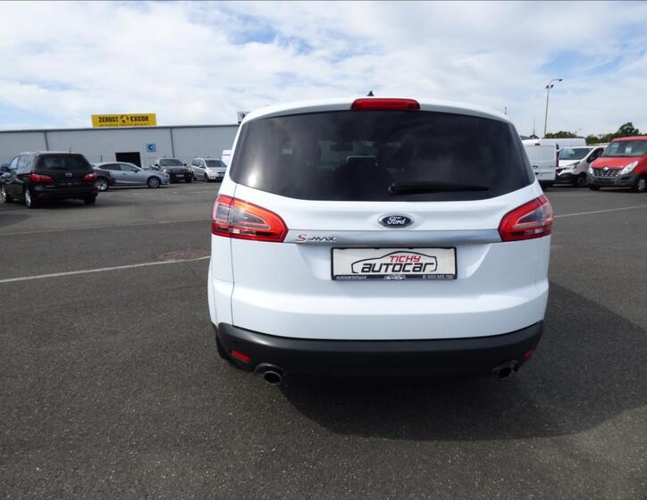 Ford S-MAX 4