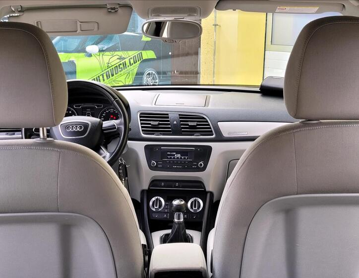 Audi Q3 19