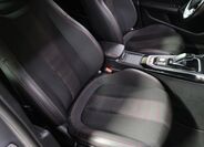 Peugeot 308 13