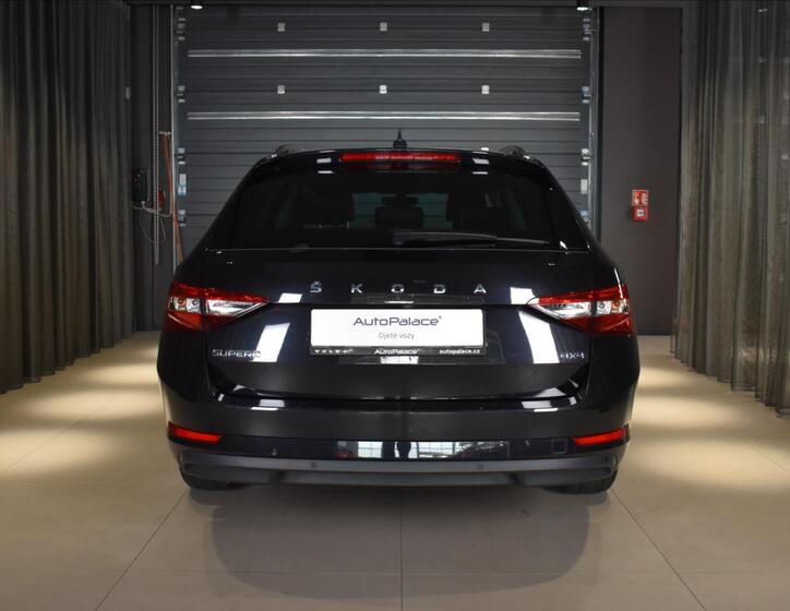 Škoda Superb 5