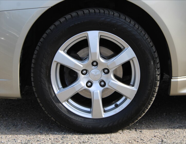 Mitsubishi Lancer 22