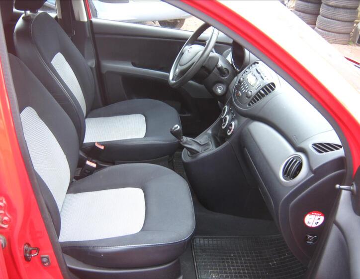 Hyundai i10 14