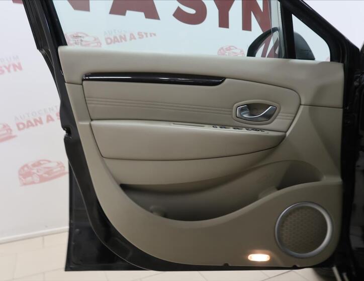 Renault Scénic 9