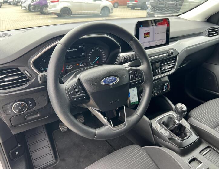 Ford Focus 16