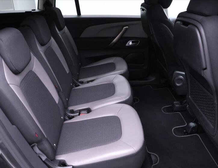 Citroën Grand C4 SpaceTourer 16