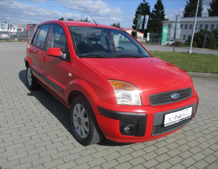 Ford Fusion 6