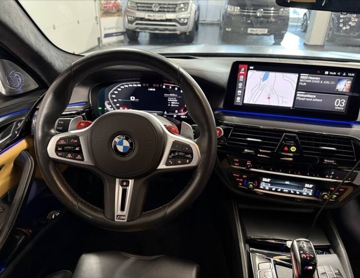 BMW M5 21