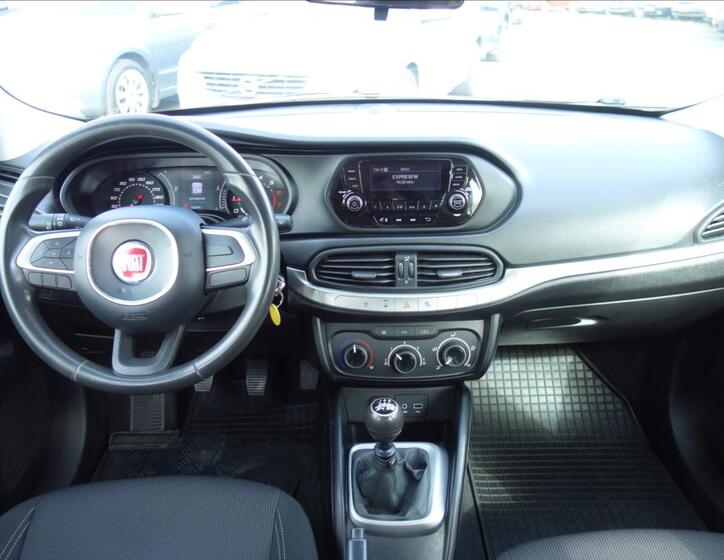 Fiat Tipo 15