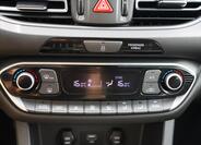 Hyundai i30 26