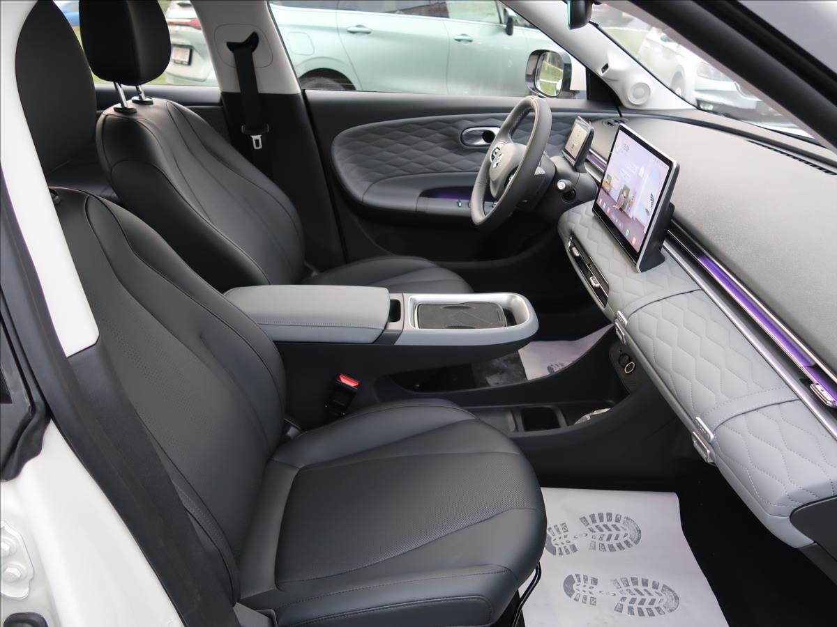 Dongfeng Box