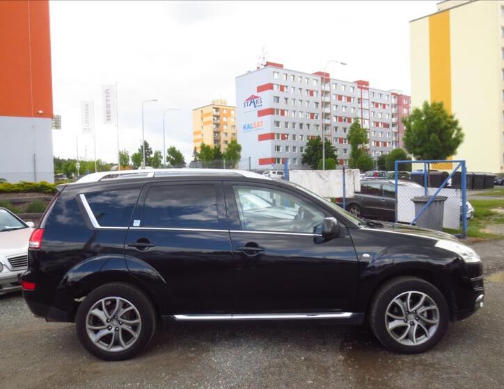 Citroën C-Crosser 6