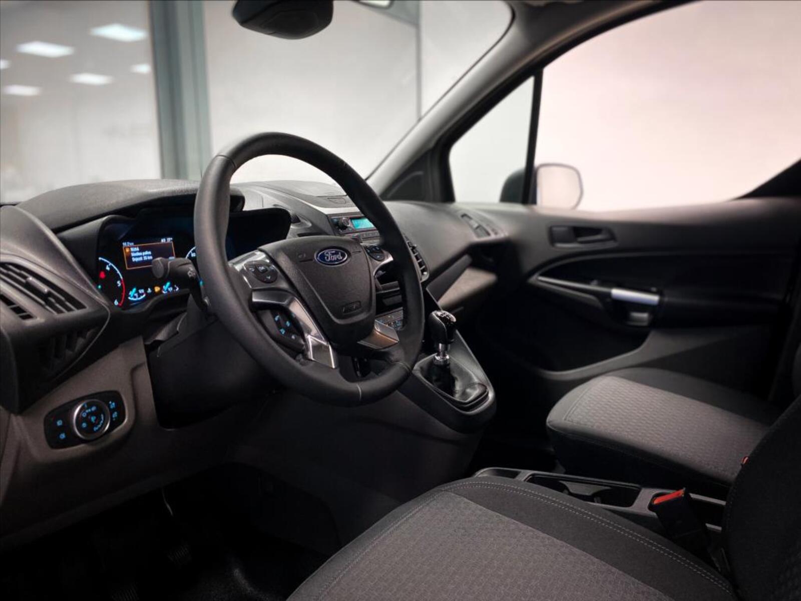 Ford Transit Connect 5