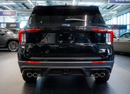 Ford Explorer 4