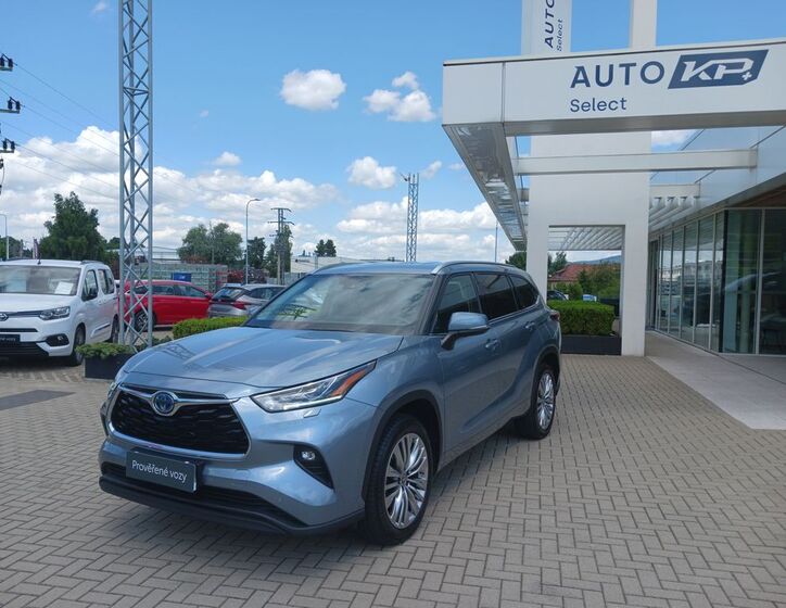 Toyota Highlander 1