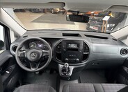 Mercedes-Benz Vito 13