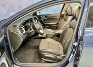 KIA XCeed 10