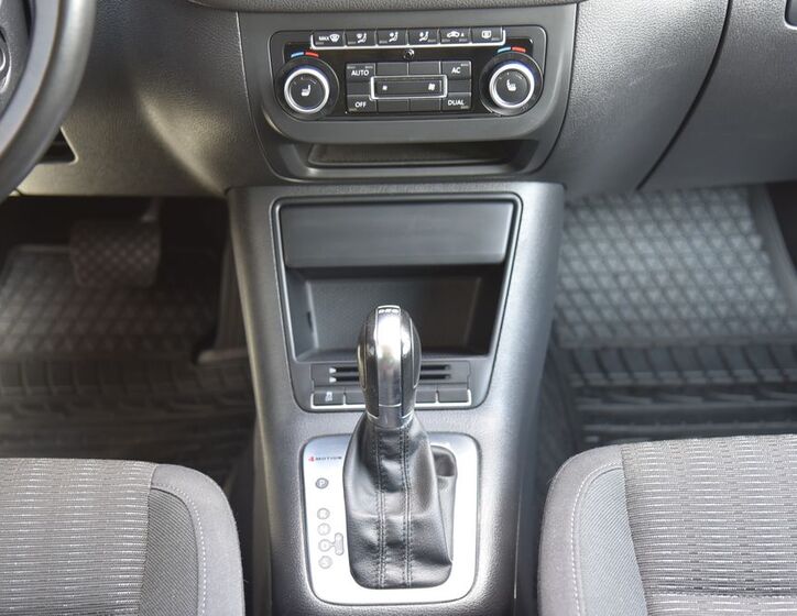 Volkswagen Tiguan 30