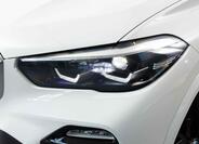 BMW X5 8