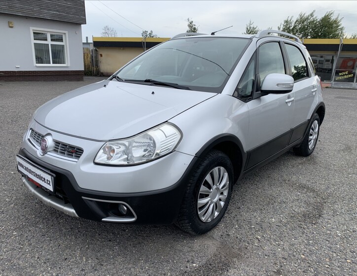 Fiat Sedici 1