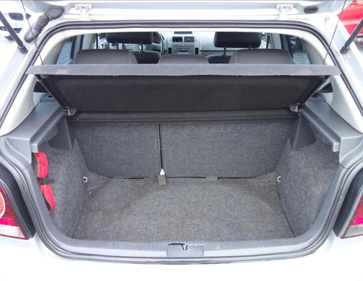 Volkswagen Polo 16