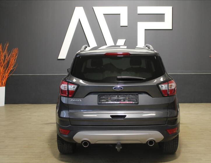 Ford Kuga 9