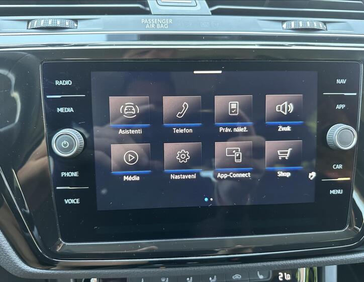 Volkswagen Passat 36