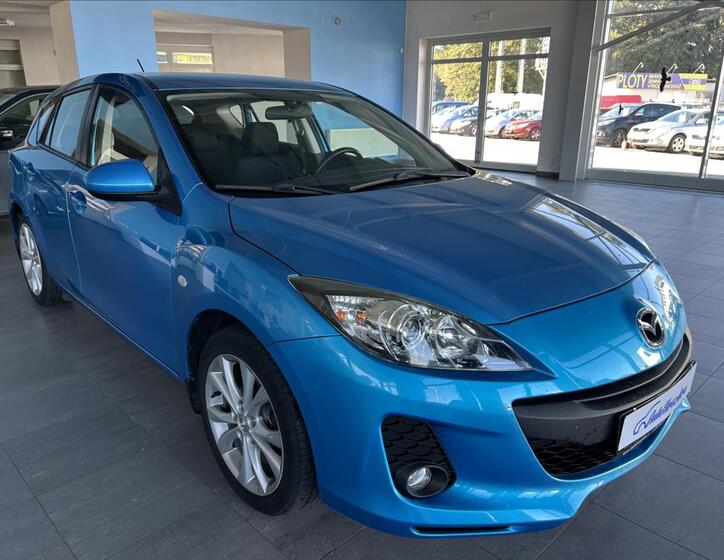 Mazda 3 1