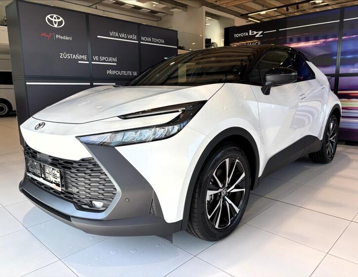 Toyota C-HR 6