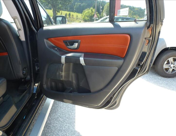 Volvo XC90 24