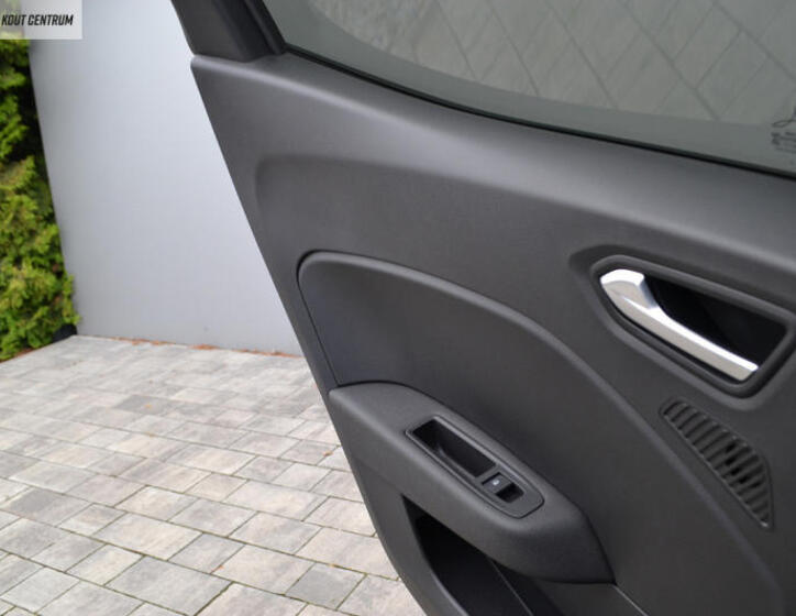 Renault Clio 16