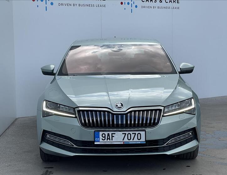 Škoda Superb 23