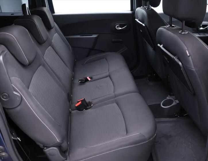 Dacia Lodgy 15