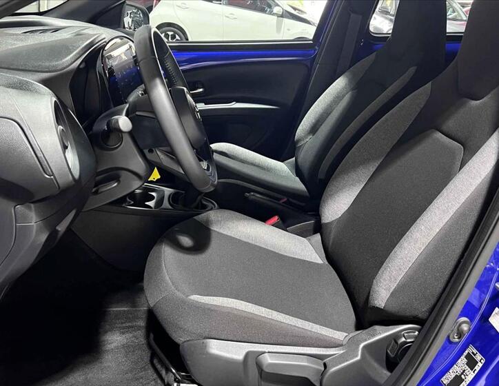 Toyota Aygo 8