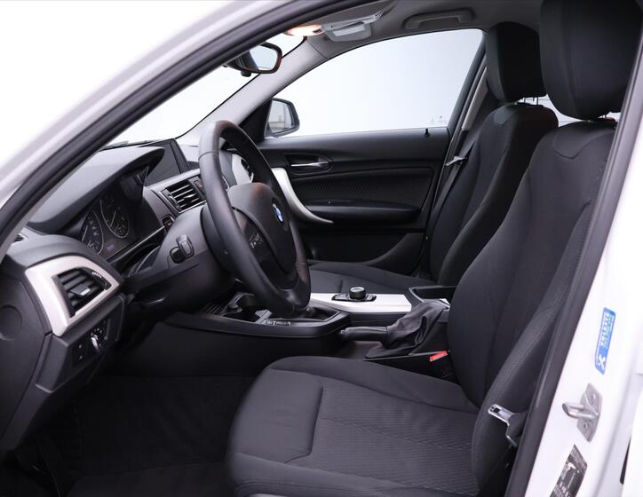 BMW Řada 1 11