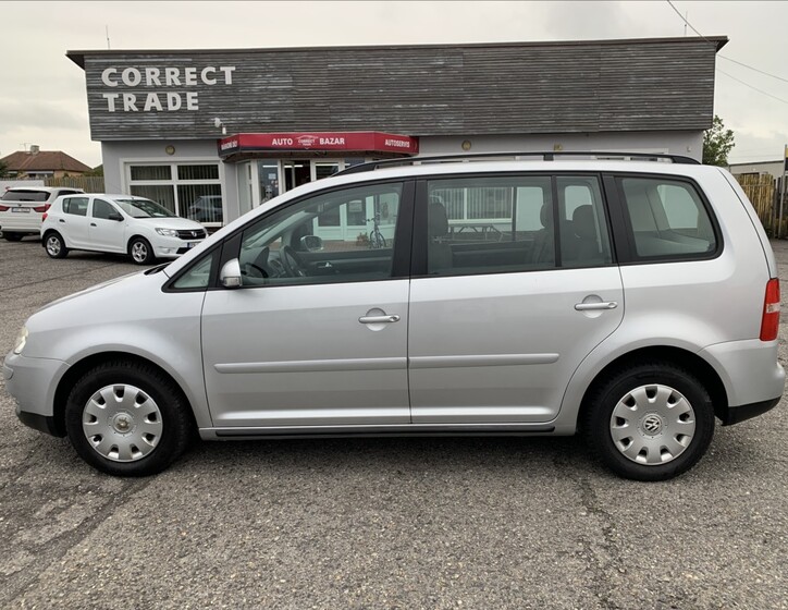Volkswagen Touran 2