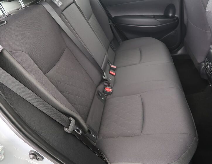 Toyota Corolla 13