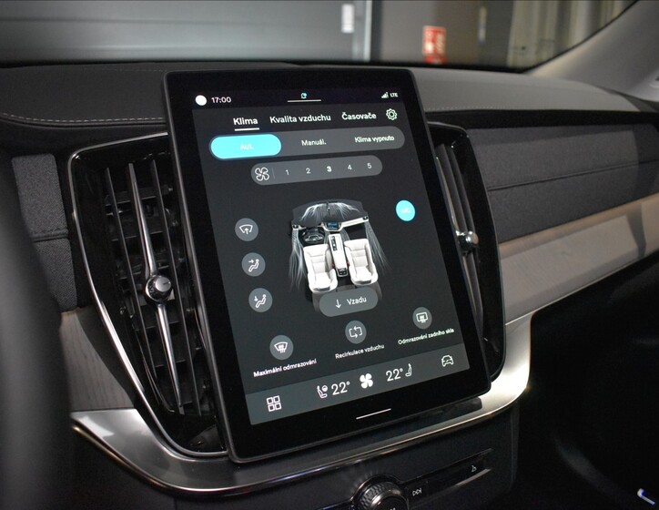 Volvo XC90 36